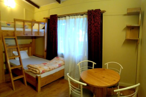 Rosevilla Double bath Suite